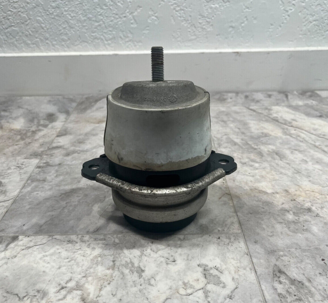 2007-15 Audi Q7 Left Side Engine Motor Mount W/ Bracket Insulator OEM