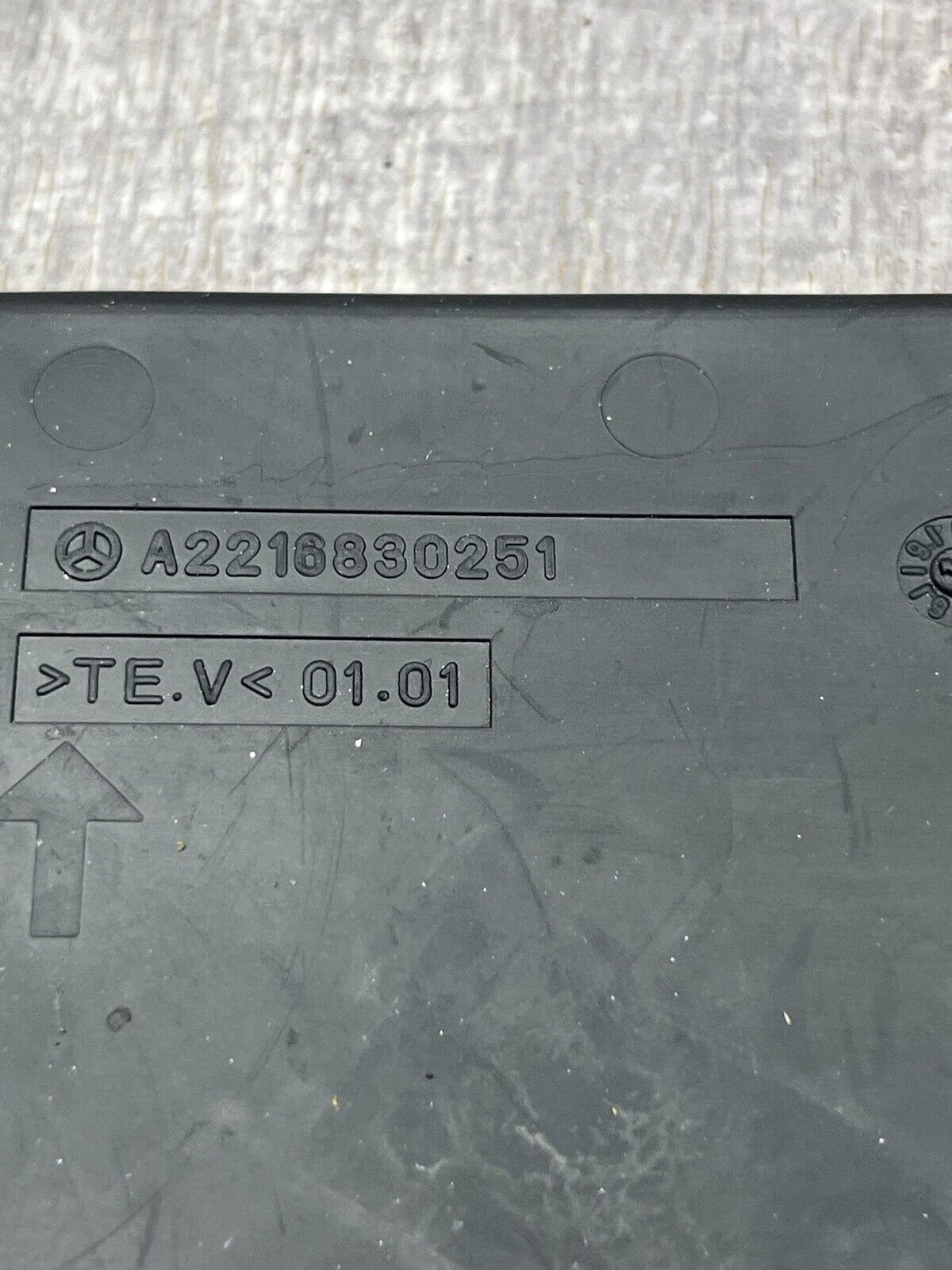 2007-13 Mercedes W221 S550 Center Console Cup Holder Insert Mat OEM