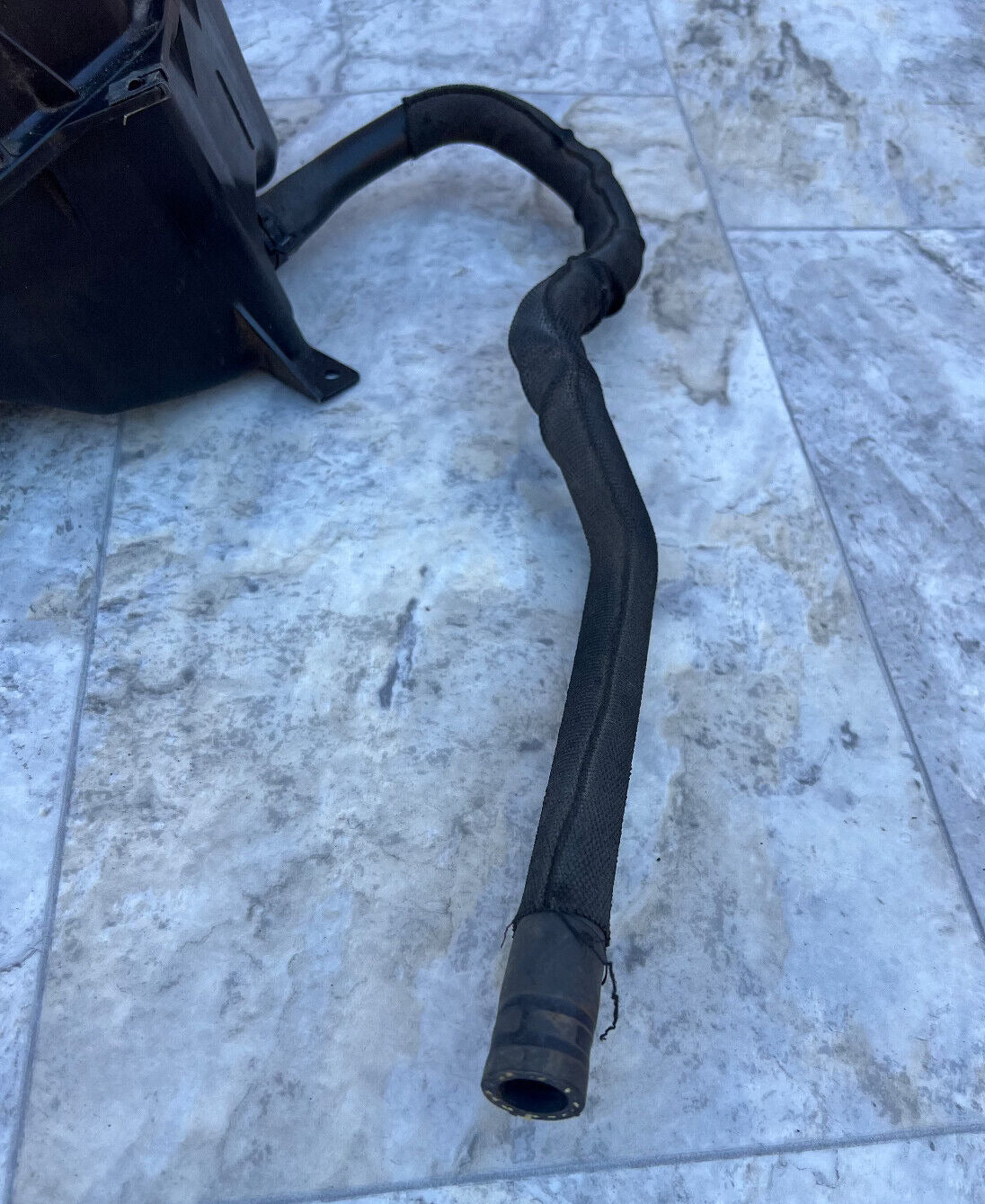 2011-15 Audi Q7 Engine Radiator Coolant Expansion Tank Reservoir OEM