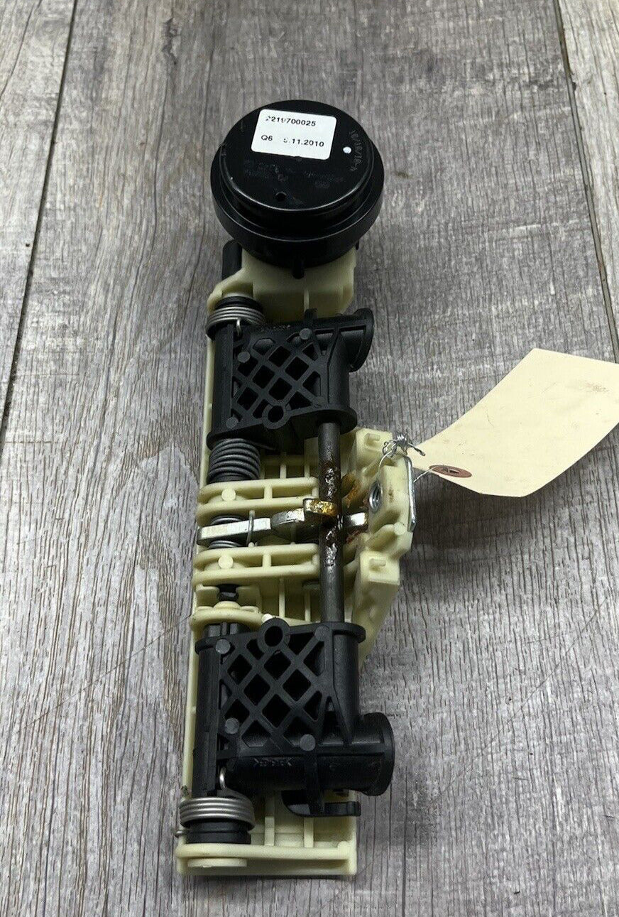 2007-13 Mercedes W221 S550 Rear Left Side Headrest Folding Mechanism OEM