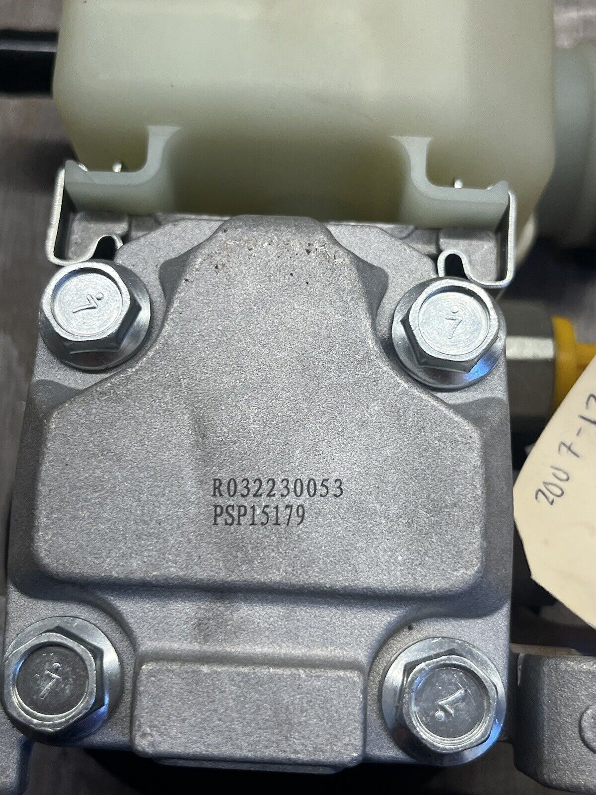 2007-12 Mazda CX-7 Power Steering Pump