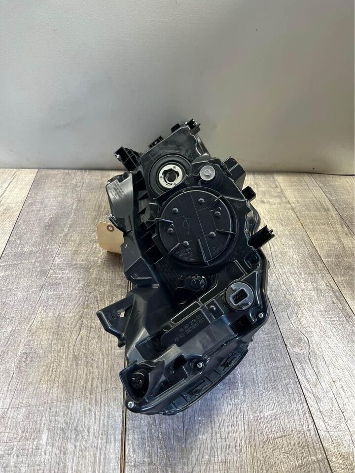 2016-22 Honda Pilot Ridgeline Left Driver Side Headlight OEM