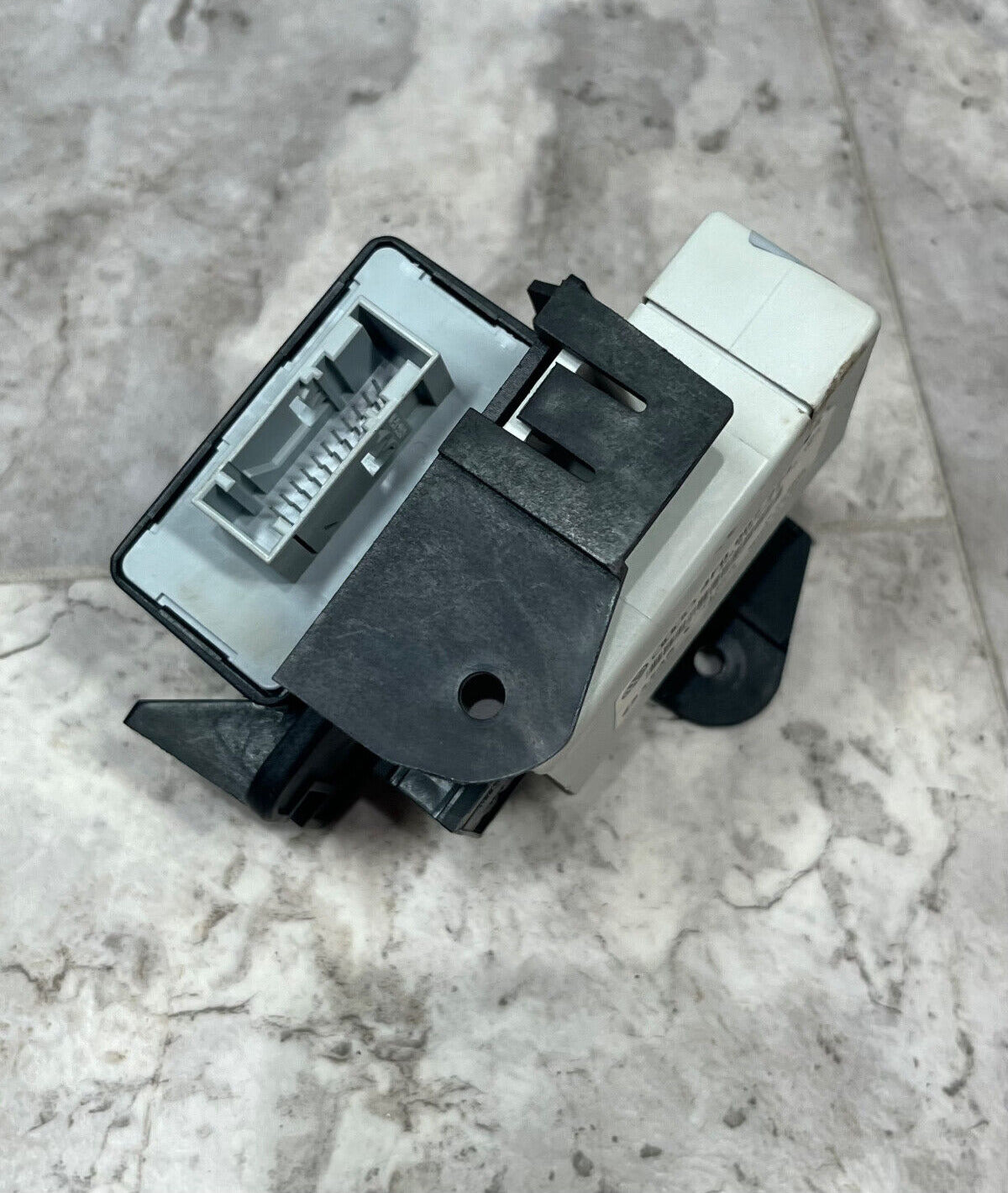 2011-15 Audi Q7 Tire Pressure Monitoring Control Module Unit OEM