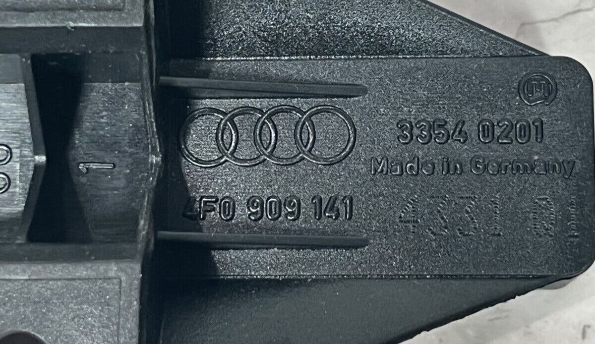 2005-11 Audi C6 A6 Keyless Entry Antenna Sensor OEM