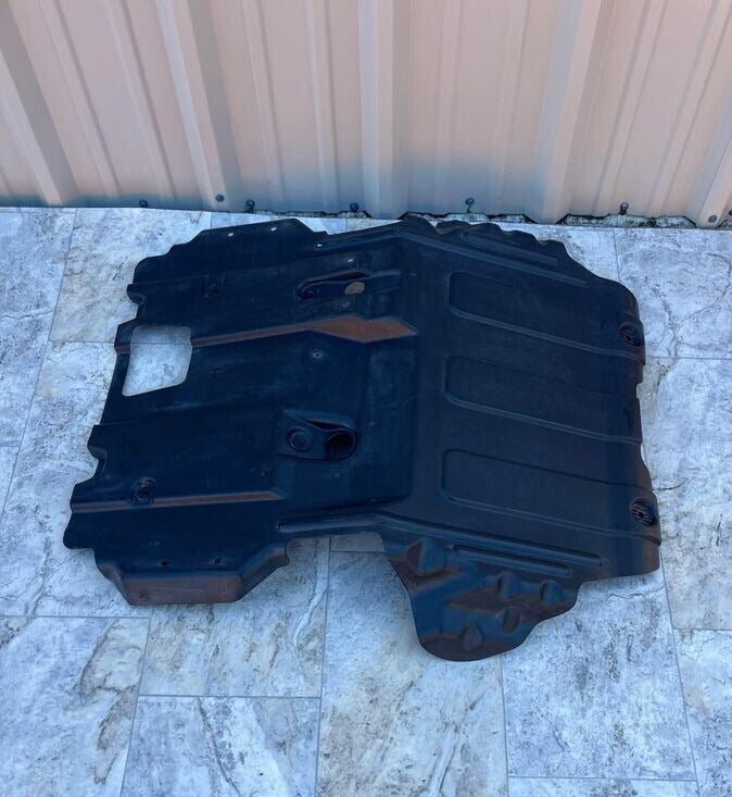 2015-20 Chevrolet Suburban Front Under Body Skid Plate Shield OEM LOCAL PICK UP