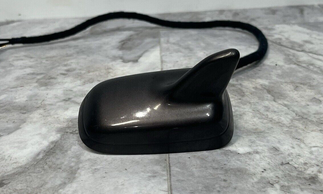2007-09 Audi Q7 Rear Roof Mounted Radio Shark Fin Antenna OEM