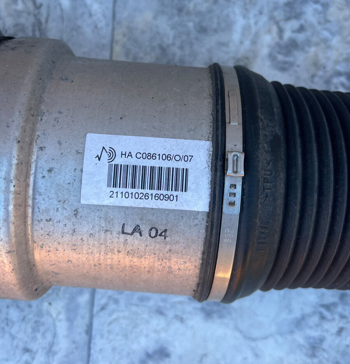2007-13 Mercedes W221 S550 Rear Left Air Suspension Shock Strut OEM LOCAL