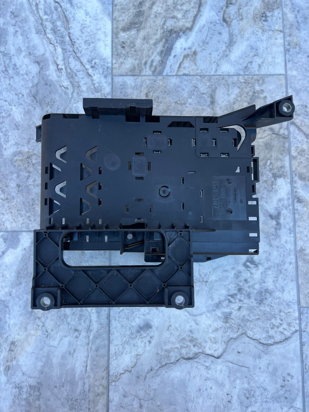 2007-15 Audi Q7 Engine Main Fuse Relay Box Block OEM