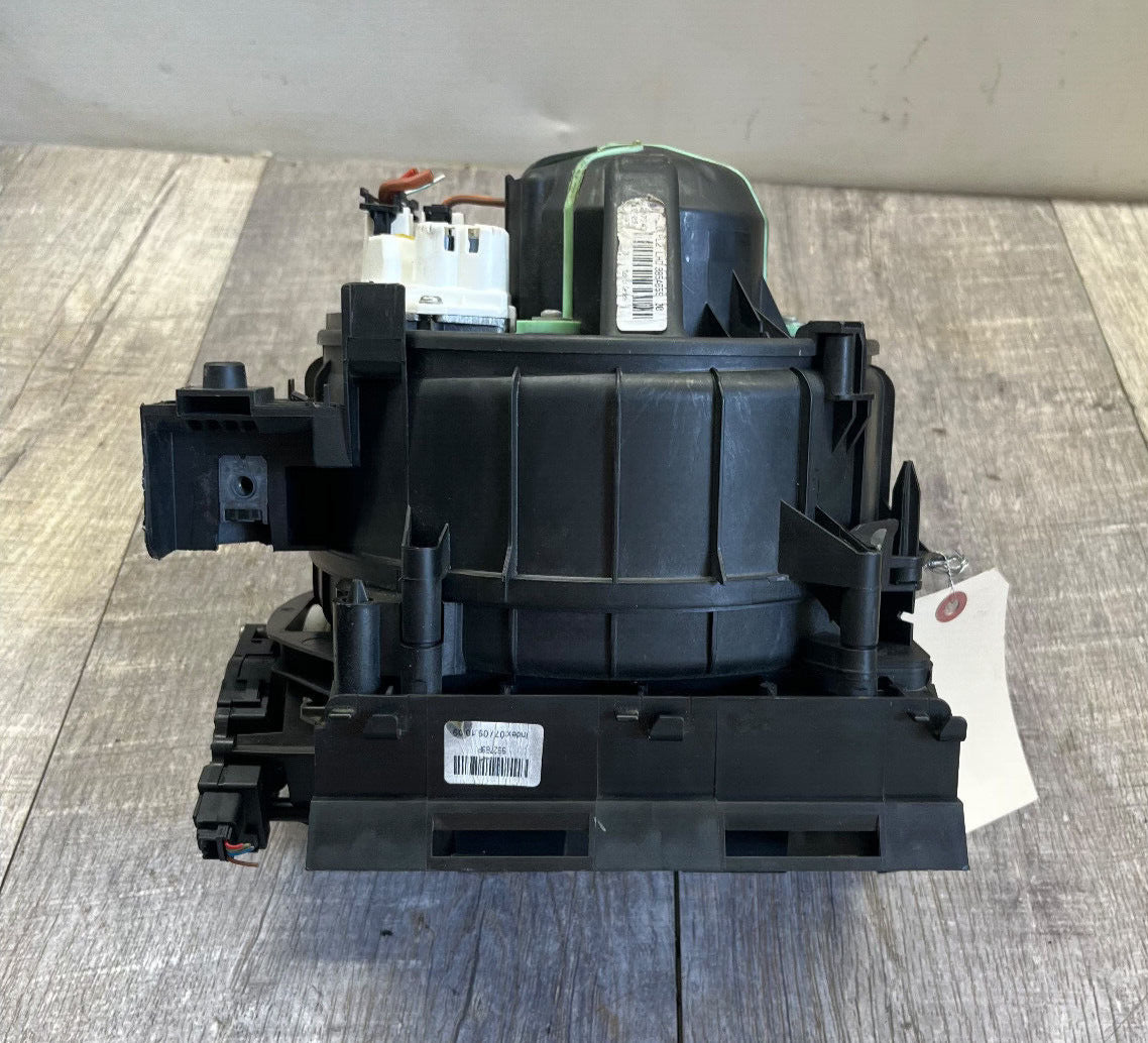 2006-11 BMW 3 Series Engine Heating OEM