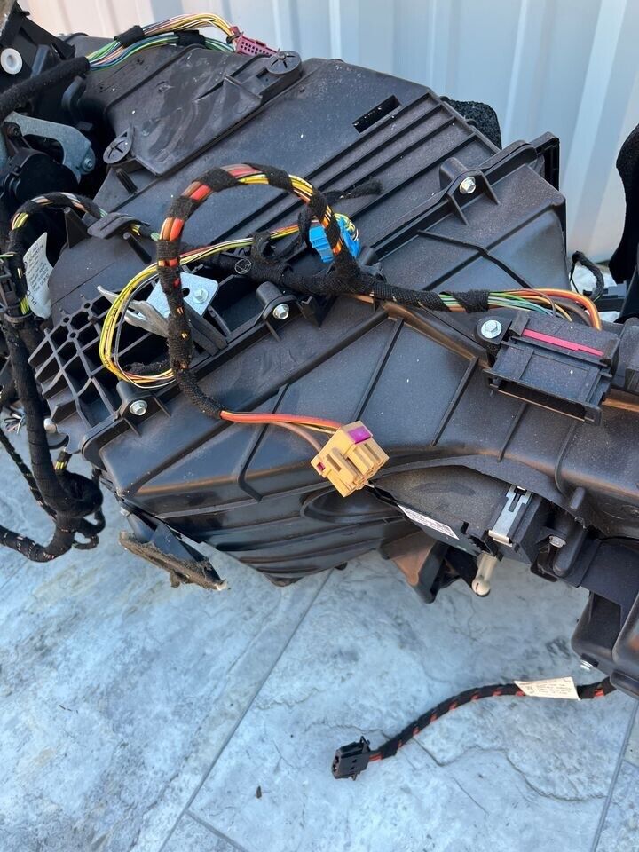 2011-15 Audi Q7 Front HVAC Heater Matrix Radiator Core Element OEM LOCAL PICK UP