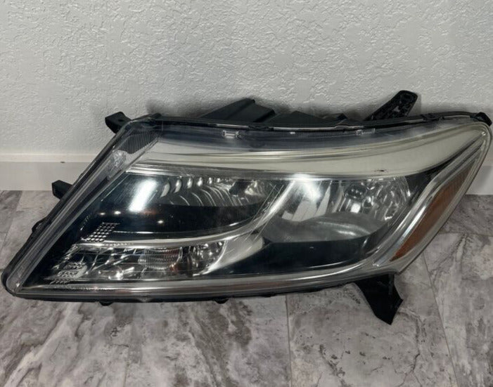 2013-16 Nissan Pathfinder Left Driver Side Headlight Halogen OEM