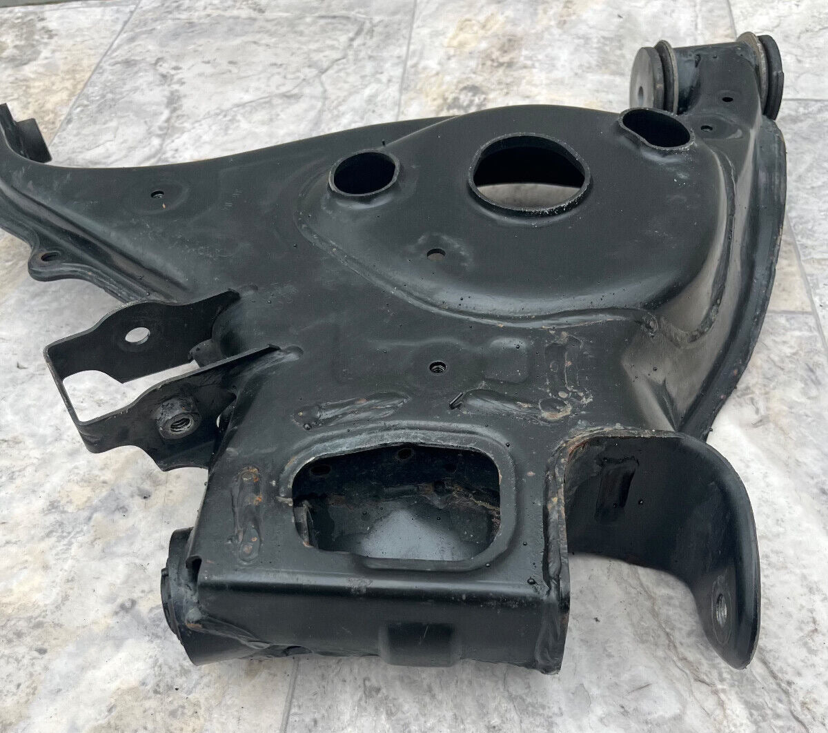 2005 Audi A6 Rear Left Lower Axle Knuckle OEM