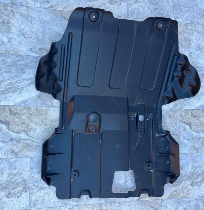 2015-20 Chevrolet Suburban Front Under Body Skid Plate Shield OEM LOCAL PICK UP