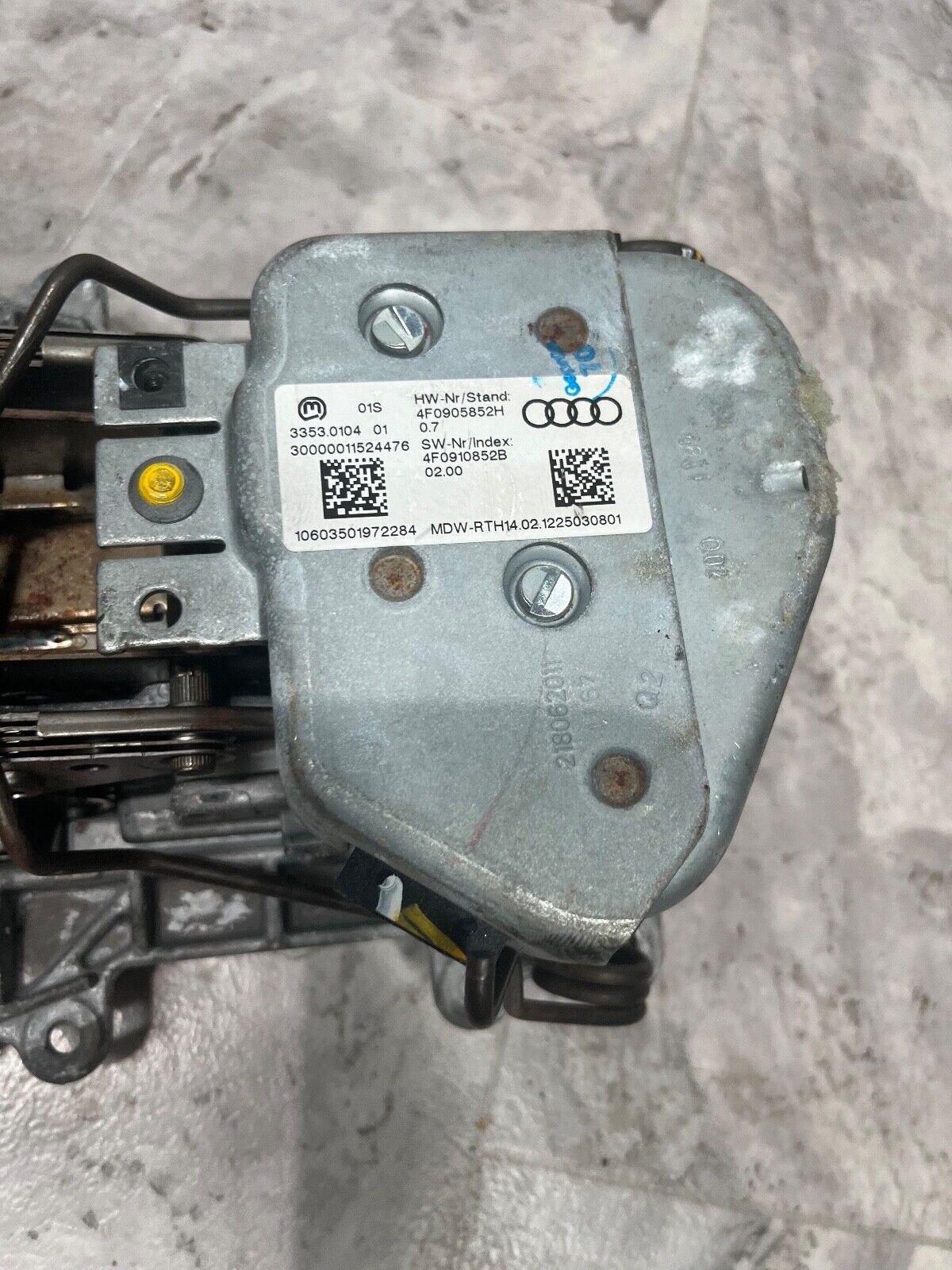 2007-15 Audi Q7 Steering Column OEM