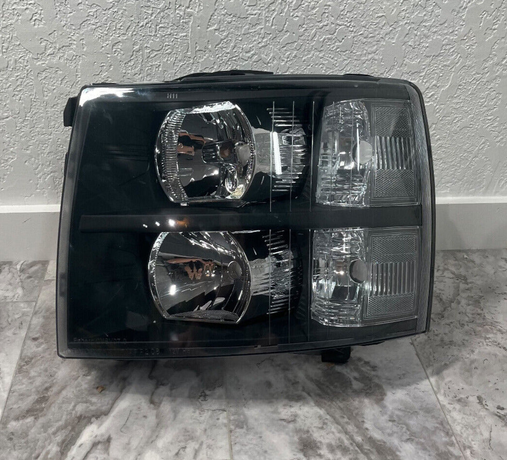2007-13 Chevrolet Silverado 1500 Front Left Side Black Headlight