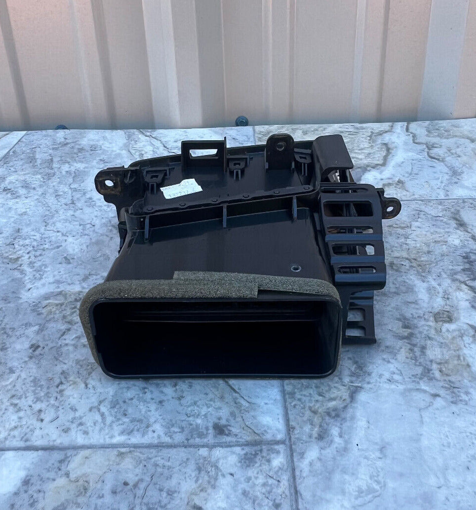 2015-18 Chevrolet Silverado 1500 Left Dash Outer Air Vent OEM