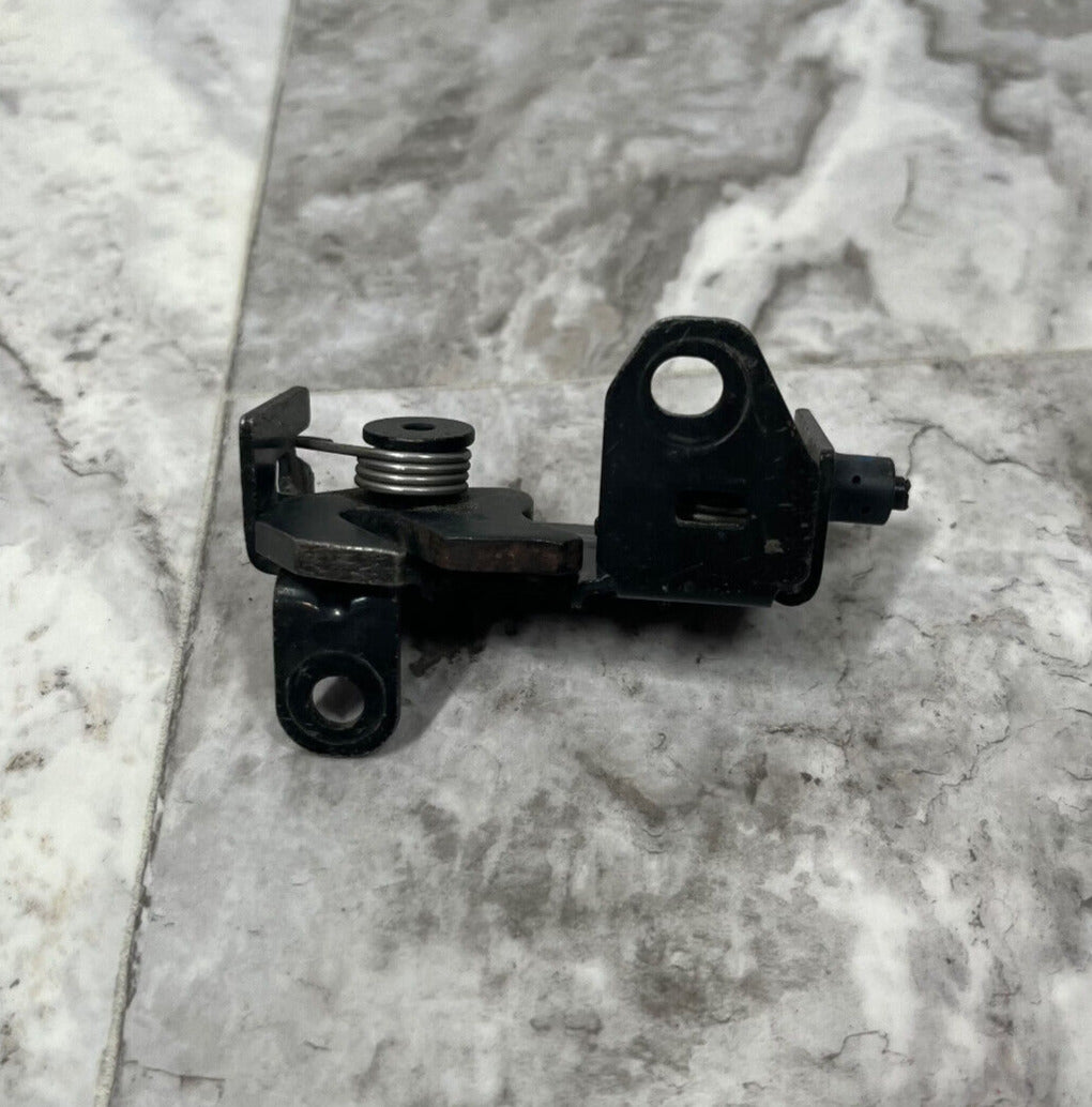 2013-19 Mercedes C300 Hood Bonnet Right Side Latch Catch Lock OEM