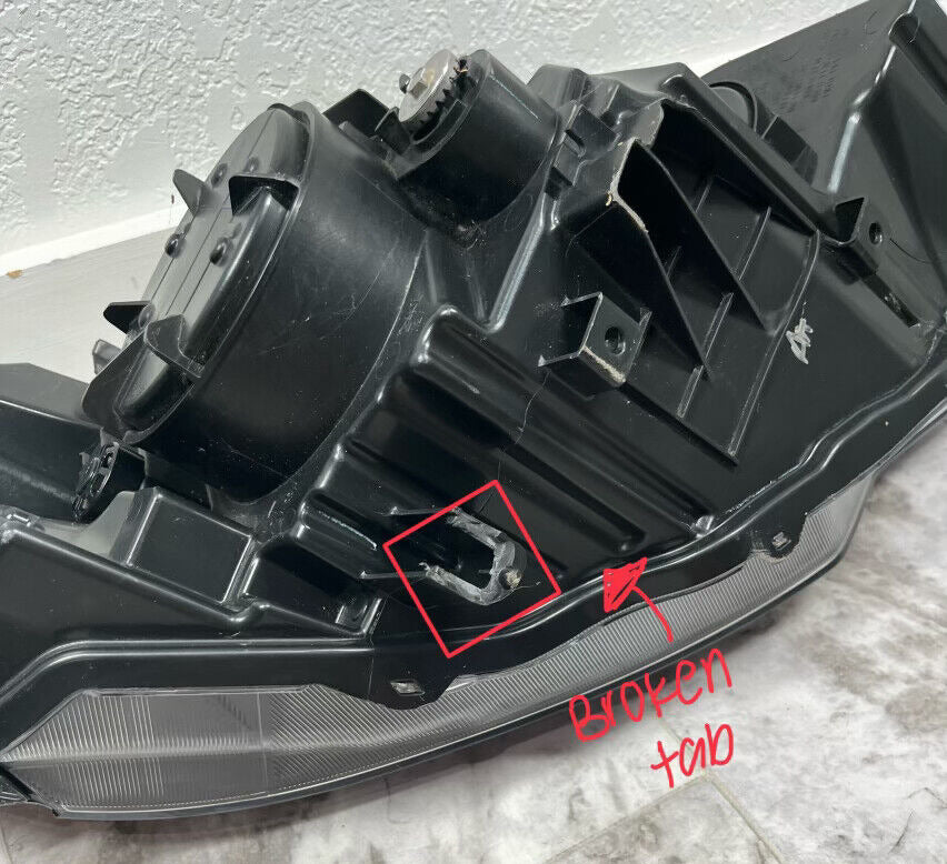 2016-22 Honda Pilot Ridgeline Left Driver Side Headlight OEM