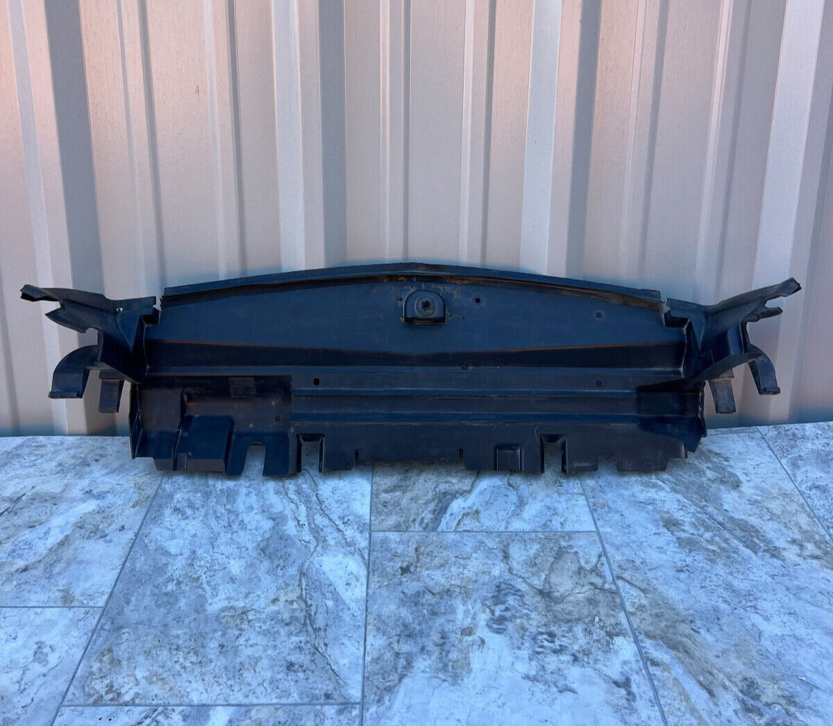 2008-15 Mercedes W204 C300 Lower Radiator Fan Shroud Air Baffle OEM