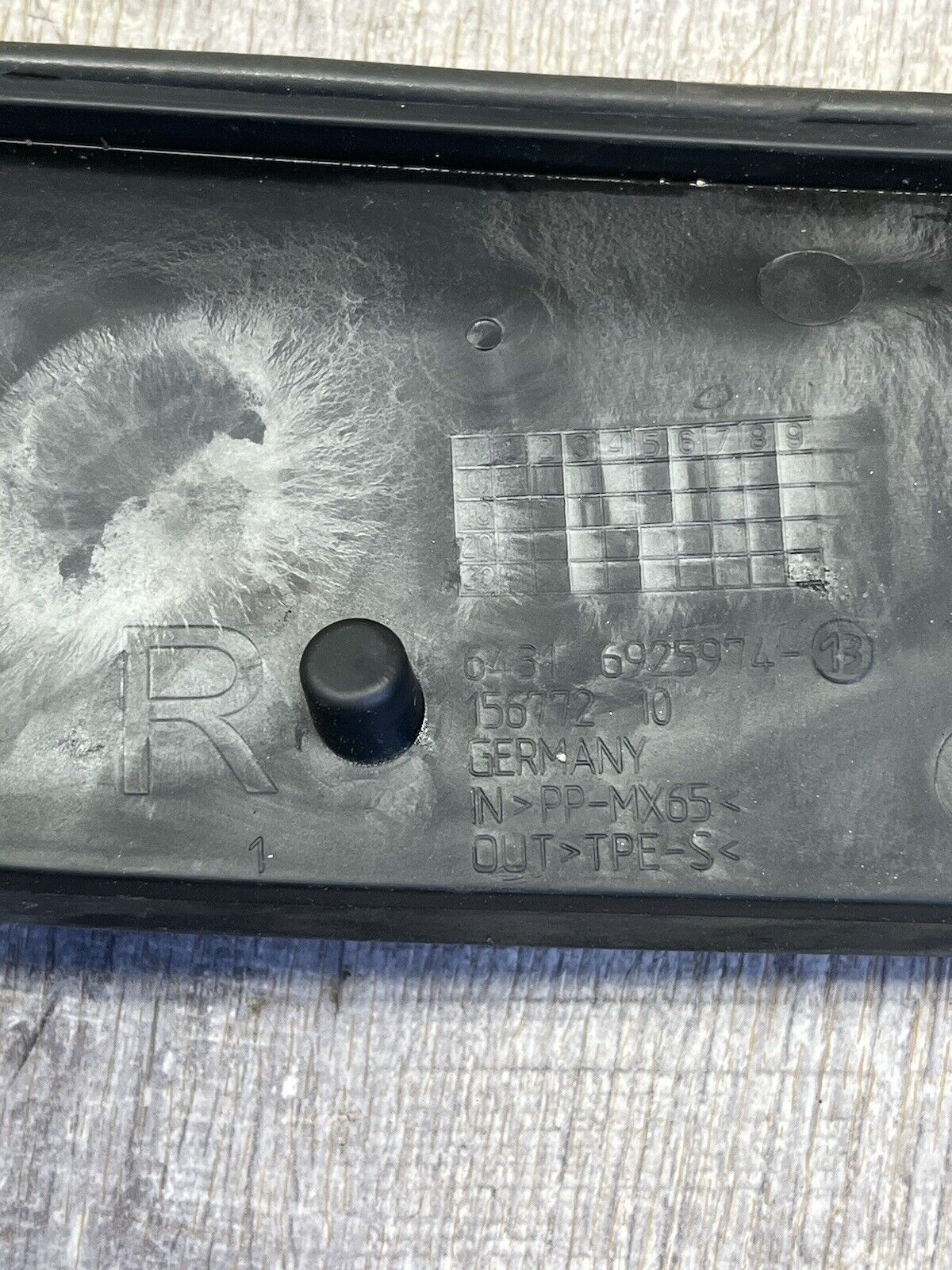 2006-11 BMW E90 328i Front Right Side Windshield Cowl Heater Cover OEM