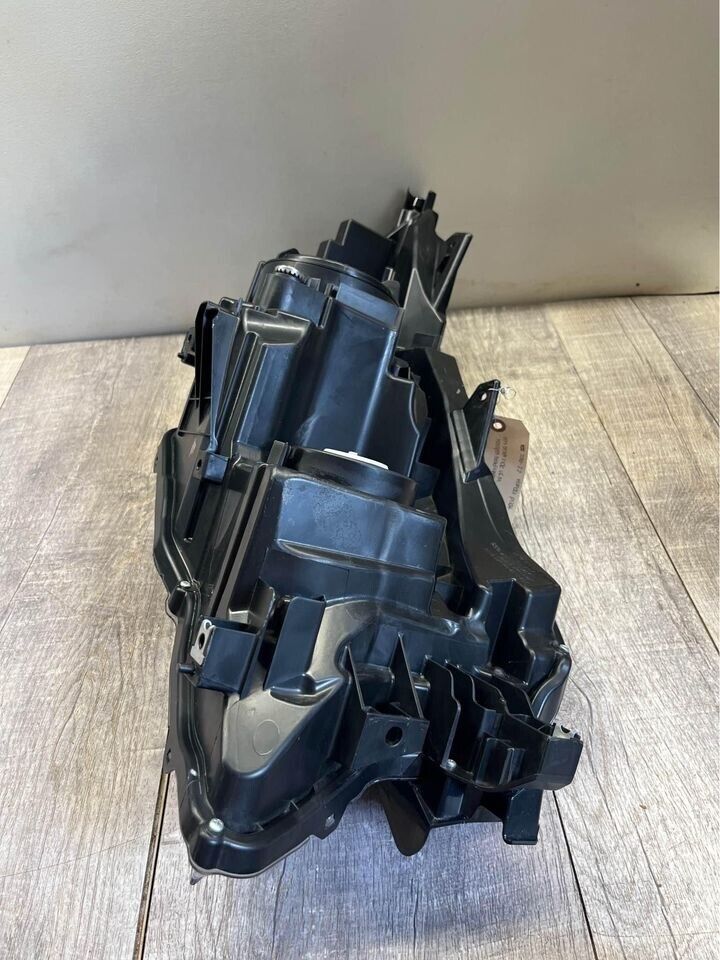 2016-22 Honda Pilot Ridgeline Left Driver Side Headlight OEM