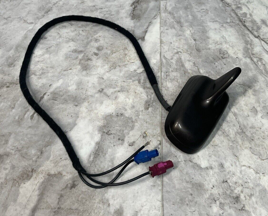 2007-09 Audi Q7 Rear Roof Mounted Radio Shark Fin Antenna OEM