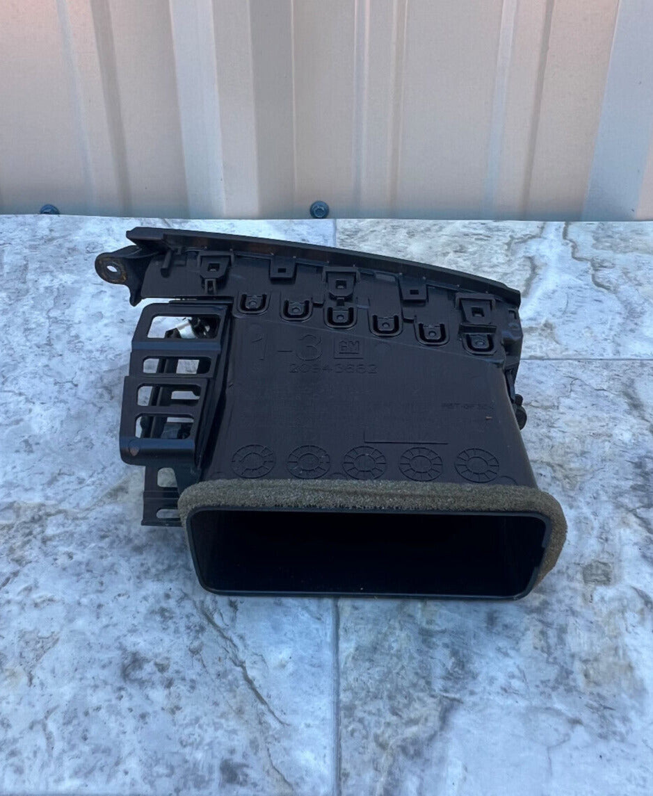 2015-18 Chevrolet Silverado 1500 Left Dash Outer Air Vent OEM