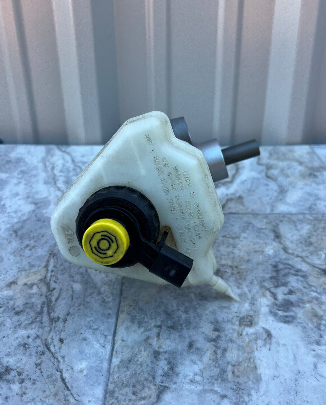 2007-15 Audi Q7 Master Brake Cylinder Assembly OEM