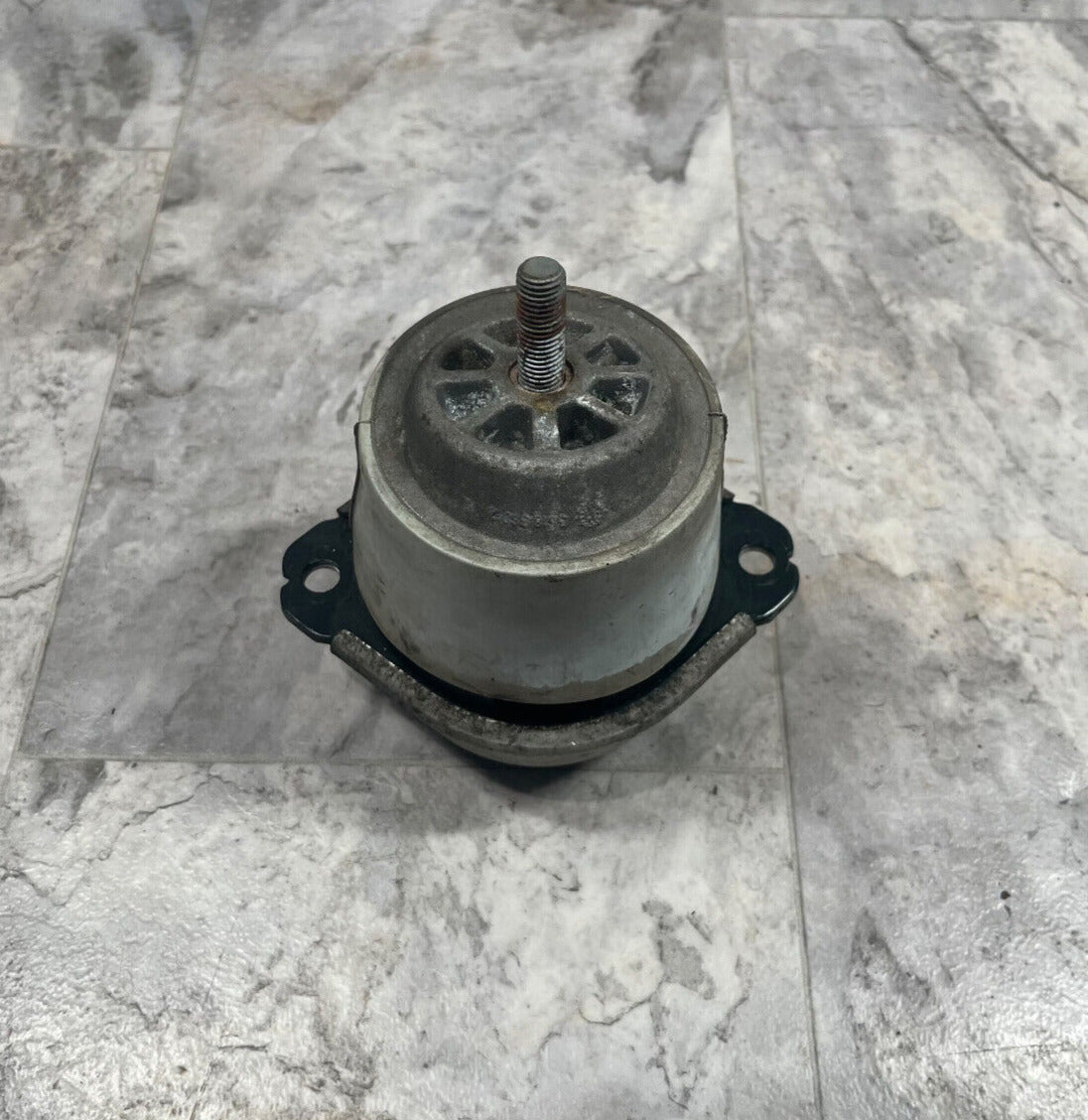 2007-15 Audi Q7 Left Side Engine Motor Mount W/ Bracket Insulator OEM