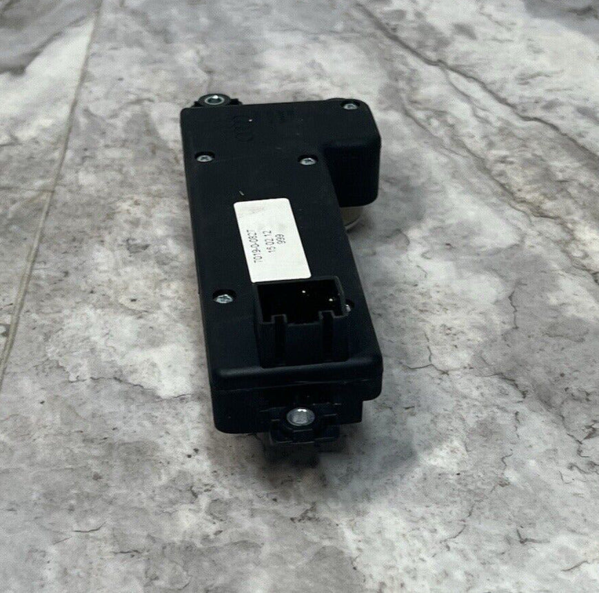 2007-15 Audi Q7 Front Left Driver Seat Adjustment Switch OEM