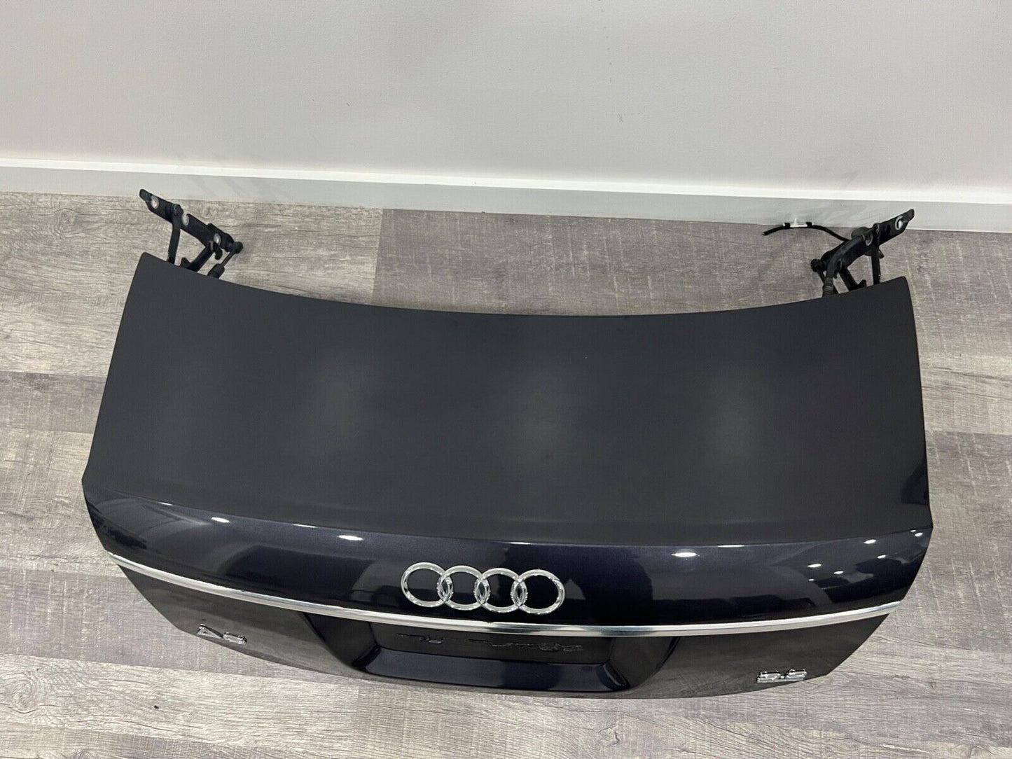 2005- 07 AUDI A6 C6 Trunk Lid OEM