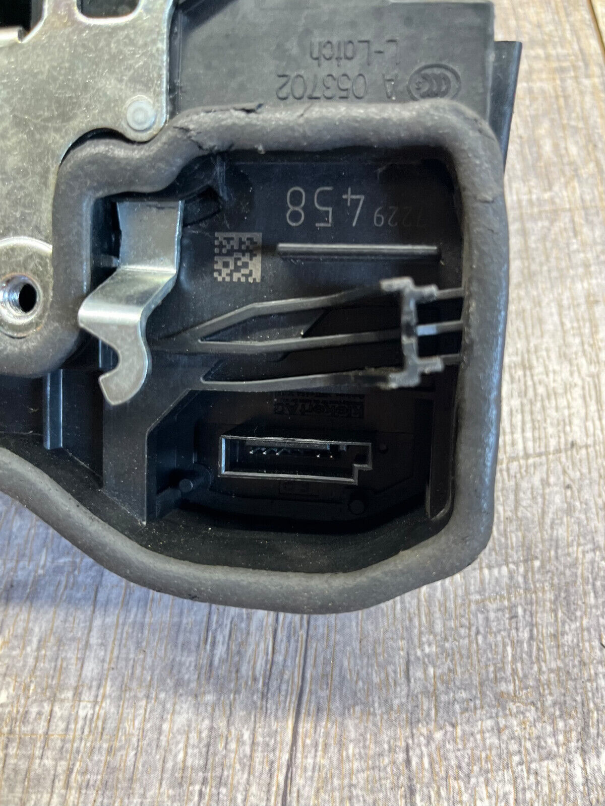 2009-16 BMW 328i Front Right Door Lock Latch Actuator OEM