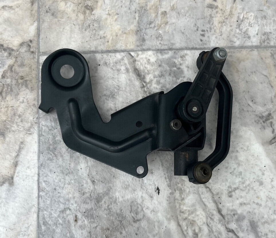 2005-11 Audi A6 Rear Left Side Headlight Leveling Sensor w/Bracket OEM