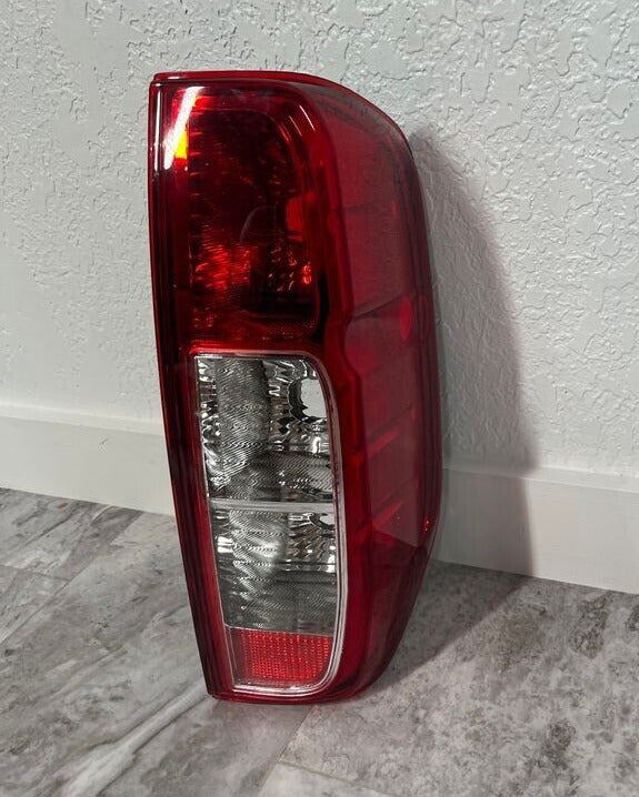 2005-13 Nissan Navara Rear Drivers Side Tail Light Lamp