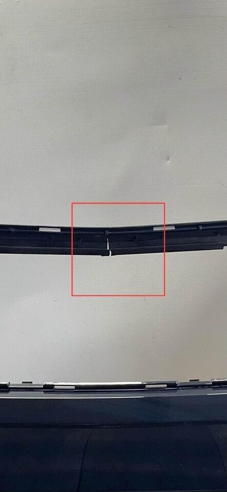 2014-17 Volvo XC60 Front Bumper Cover OEM 31383105