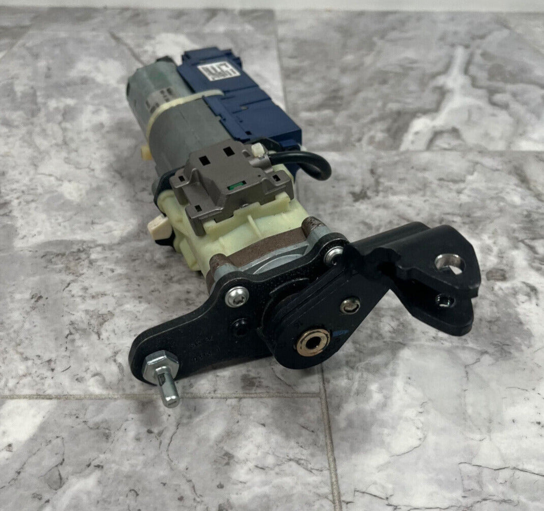 2007-15 Audi Q7 Rear Right Passenger Trunk Hatch Power Lift Motor OEM