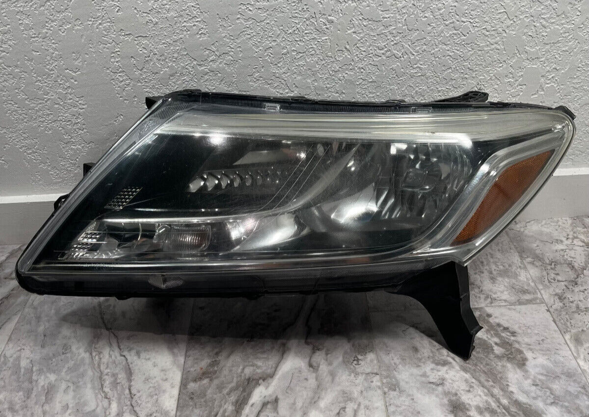 2013-16 Nissan Pathfinder Left Driver Side Headlight Halogen OEM
