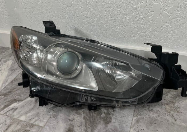 2014-17 Mazda 6 Right Side Headlight Halogen OEM