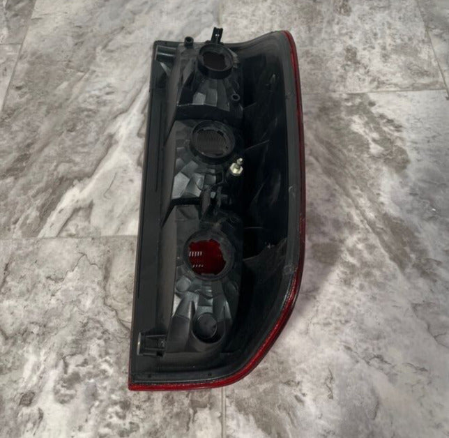 2005-13 Nissan Navara Rear Drivers Side Tail Light Lamp