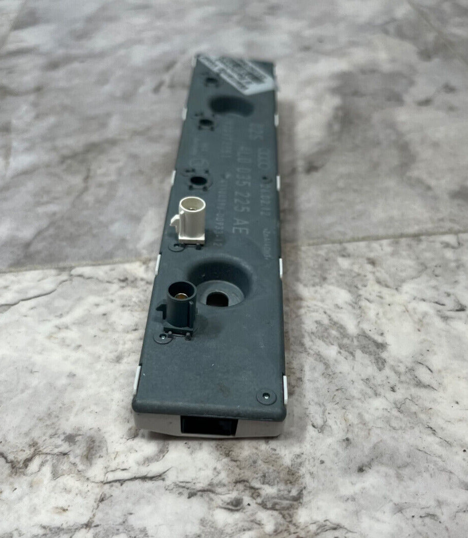 2011-15 Audi Q7 Rear Left Antenna Amplifier Booster OEM
