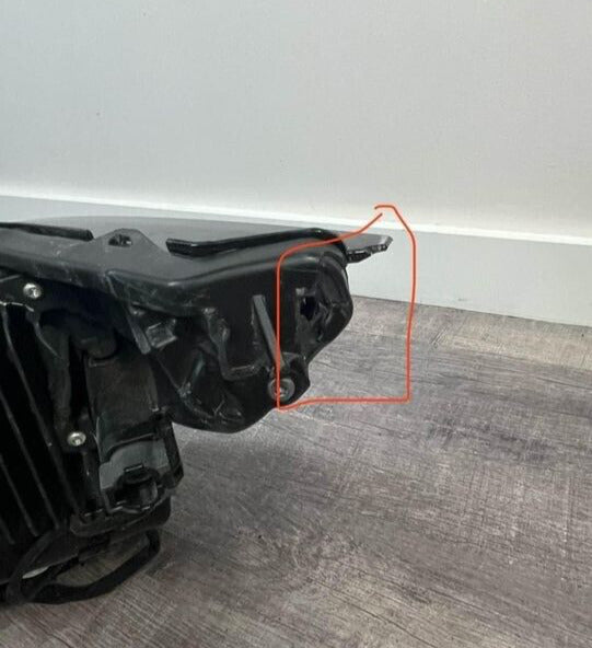 2021-23 Nissan Pathfinder Right Passenger Headlight LED OEM