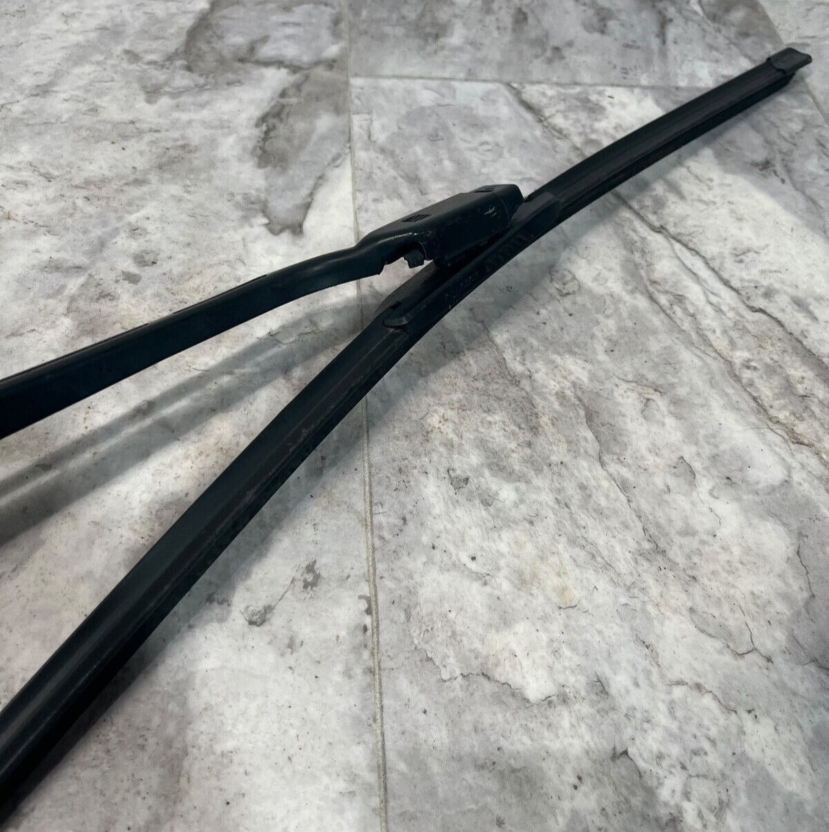2015-18 Chevrolet Silverado Left Or Right Windshield Wahser Fluid Wiper Arm OEM