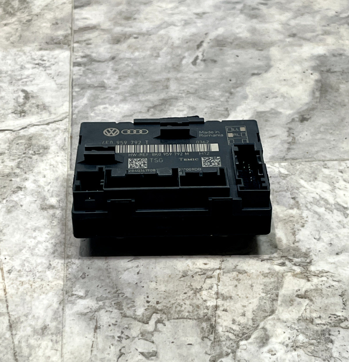 2011-15 Audi Q7 Front Left or Right Door Control Module
