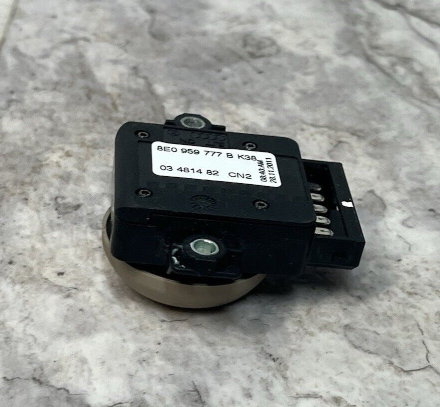 2007-15 Audi Q7 Front Left Driver Side Seat Lumbar Adjustment Switch OEM