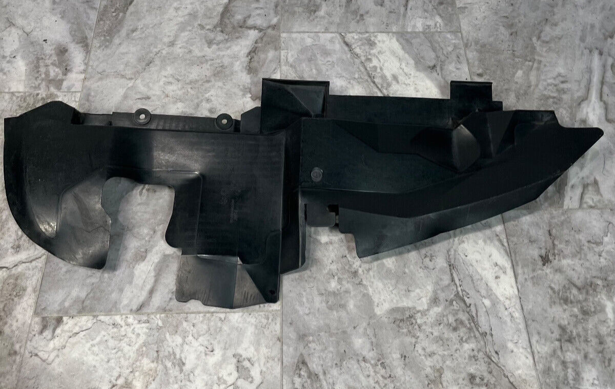 2011-15 Audi Q7 Front Right Radiator Air Guide Duct OEM
