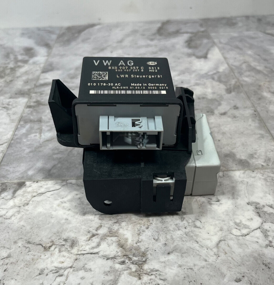 2011-15 Audi Q7 Tire Pressure Monitoring Control Module Unit OEM