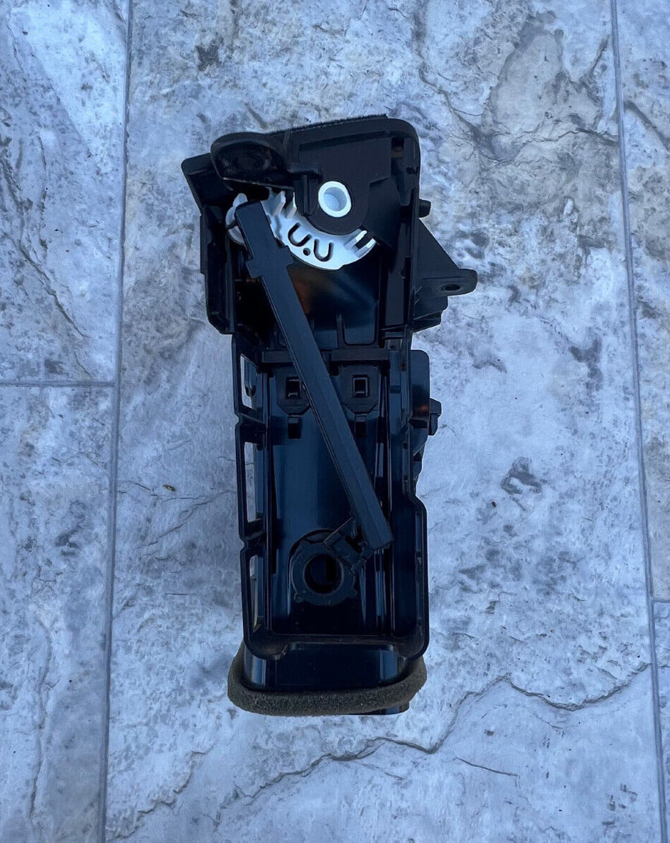 2015-18 Chevrolet Silverado 1500 Right Dash Outer Air Vent OEM
