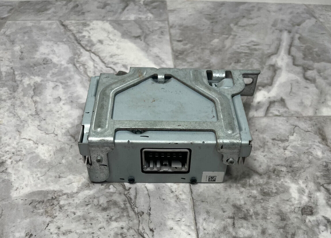 2014-18 Chevrolet Silverado Power Inverter Module OEM 25917882