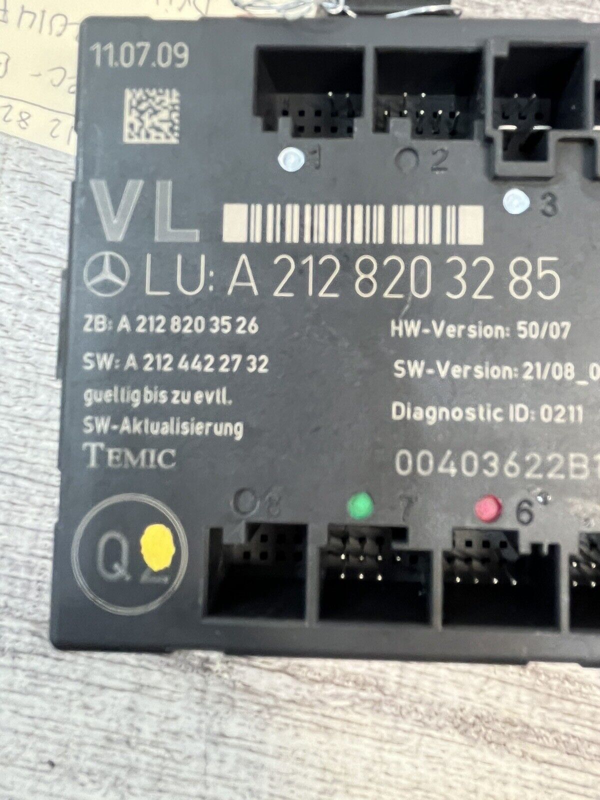 2008-14 Mercedes W204 C300 C350 Front Left Driver Side Door Control Module OEM