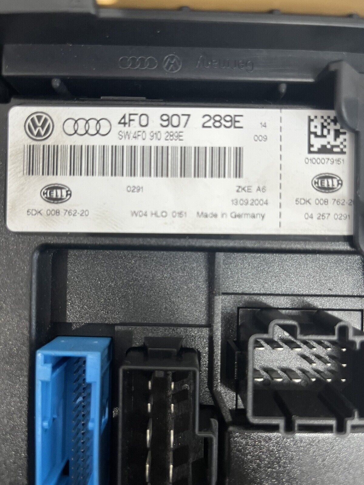 2005-08 Audi A6 BCM Body Control Module Computer & Fuse Box OEM